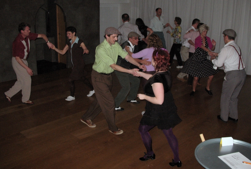 Step Hop Swing Party_5